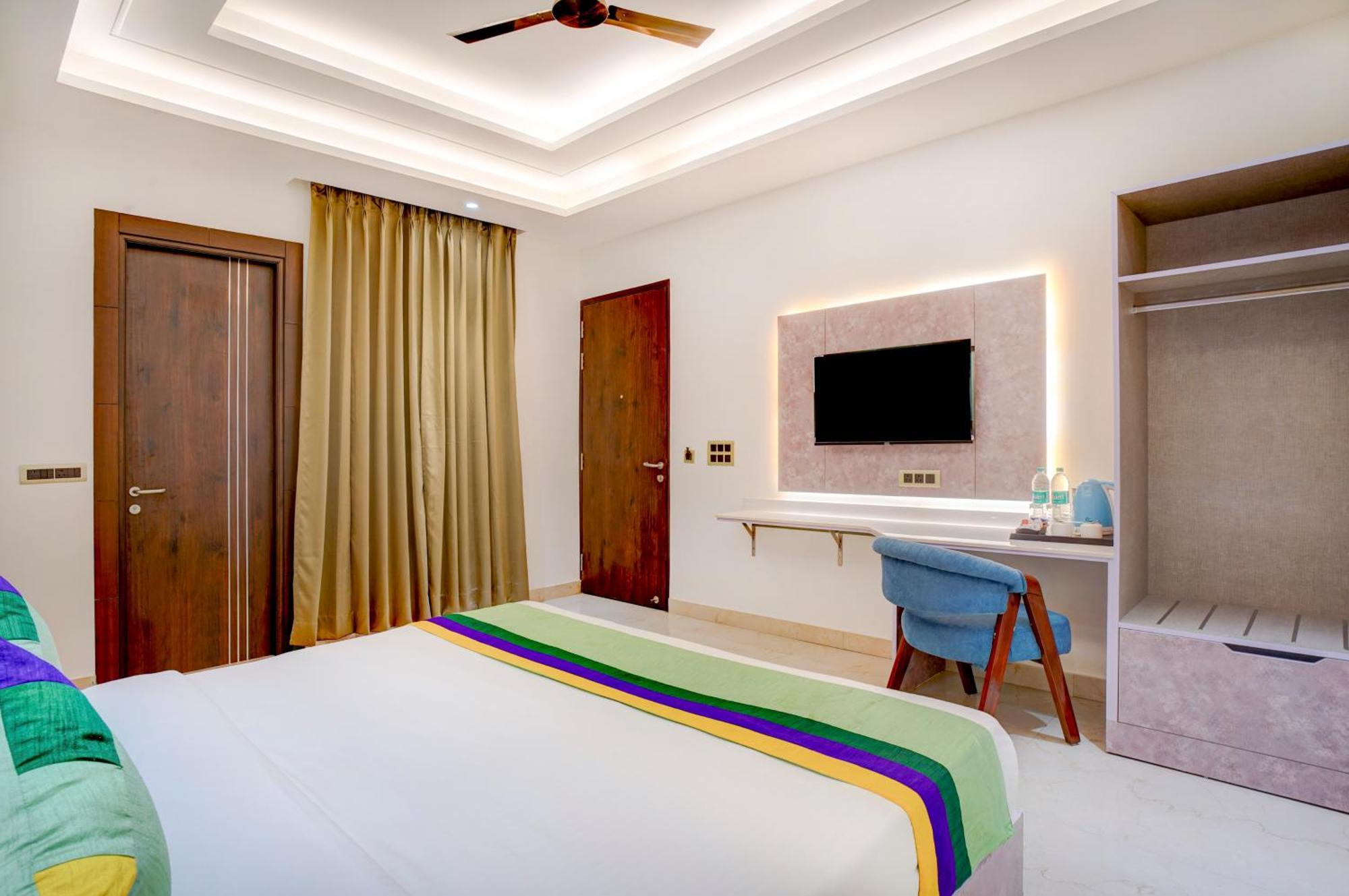 Treebo Corporate Inn Noida Esterno foto