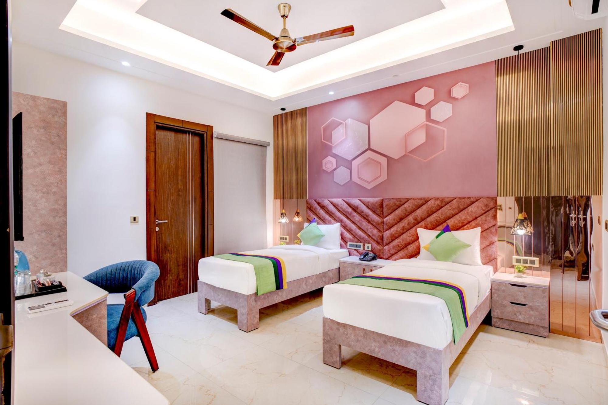 Treebo Corporate Inn Noida Esterno foto