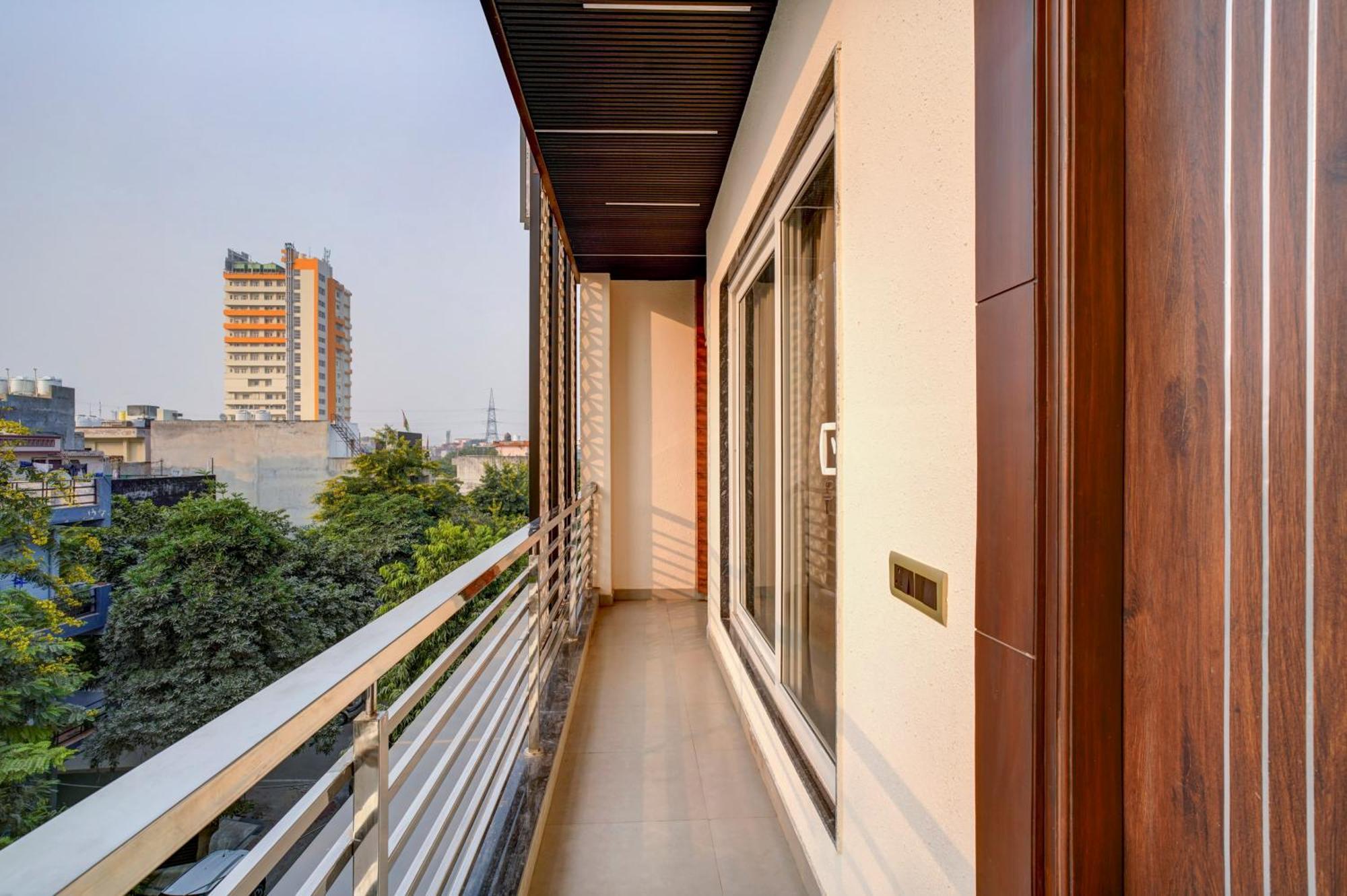 Treebo Corporate Inn Noida Esterno foto